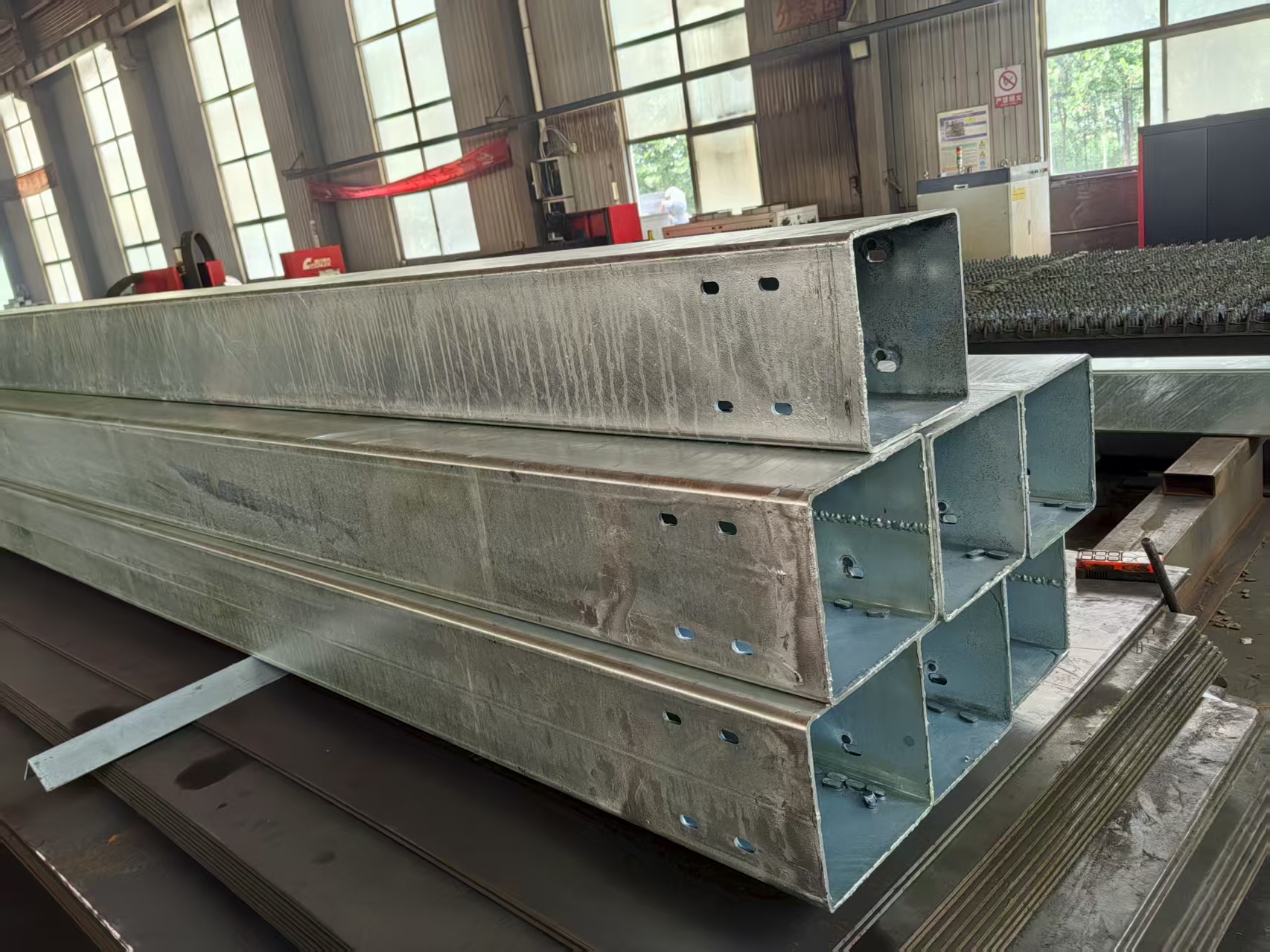 墻檁條、熱鍍鋅方管、衡水鋼構加工、方管加工、鋼構加工